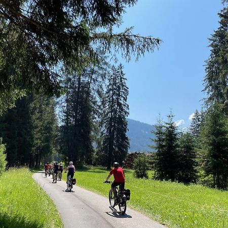 Hotel Bed&Bike Bruneck - Brunico Exterior foto